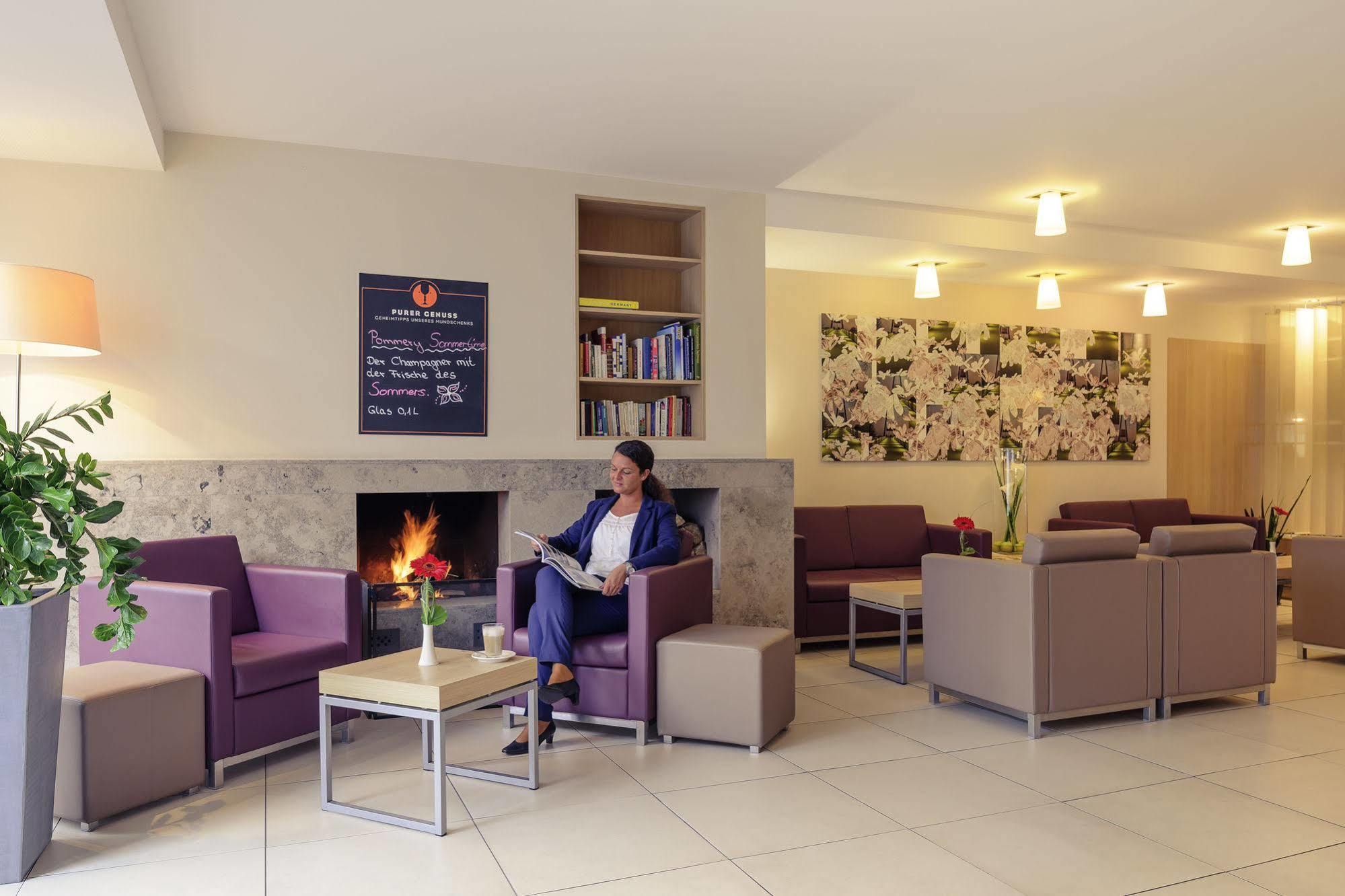 Mercure Frankfurt Ost 4*
